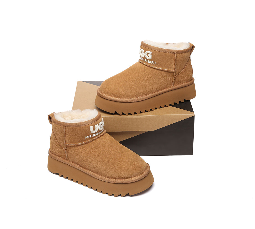 Helia Platform UGG AUSTRALIAN SHEPHERD