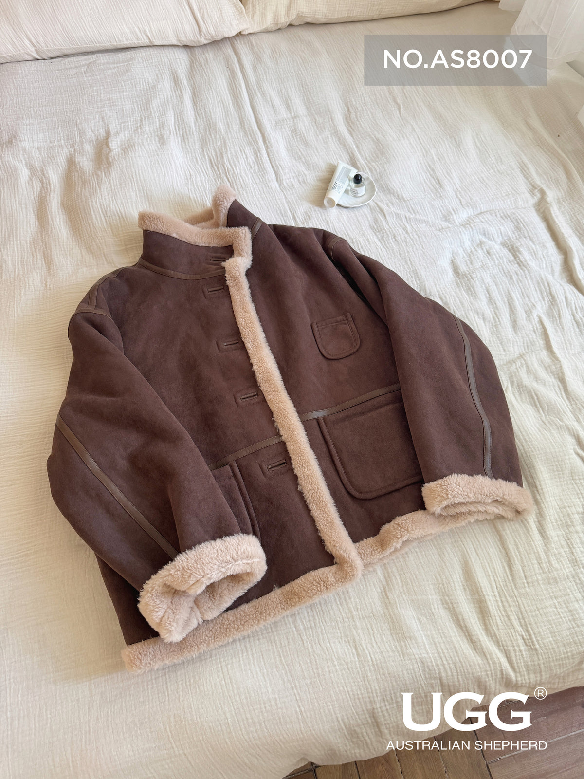 AUSTRALIAN SHEPHERD® 100% Wool Coat Molava