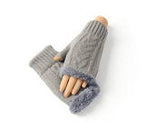 EVERAU® Fingerless Ultra Plush Knit Gloves EVERAU